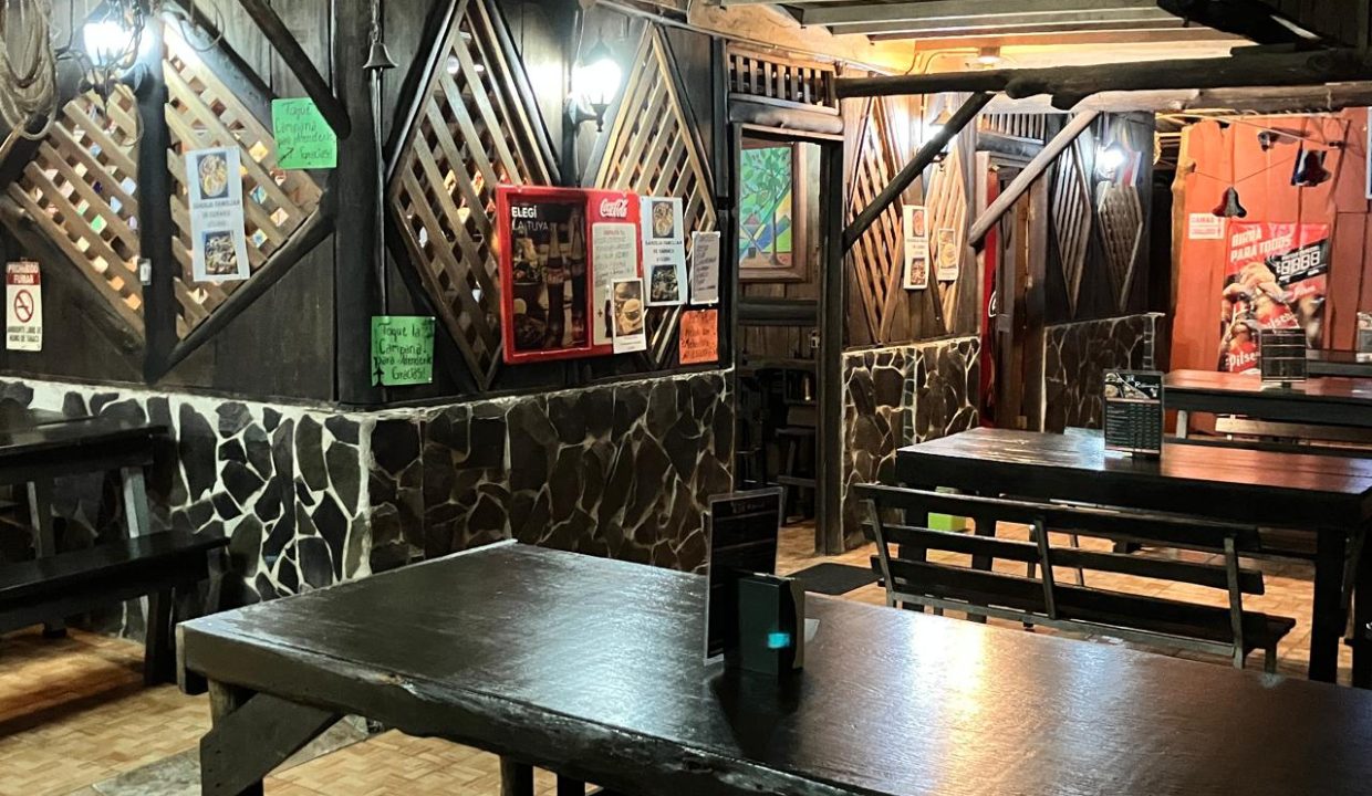 restaurante-rustico-en-venta-2