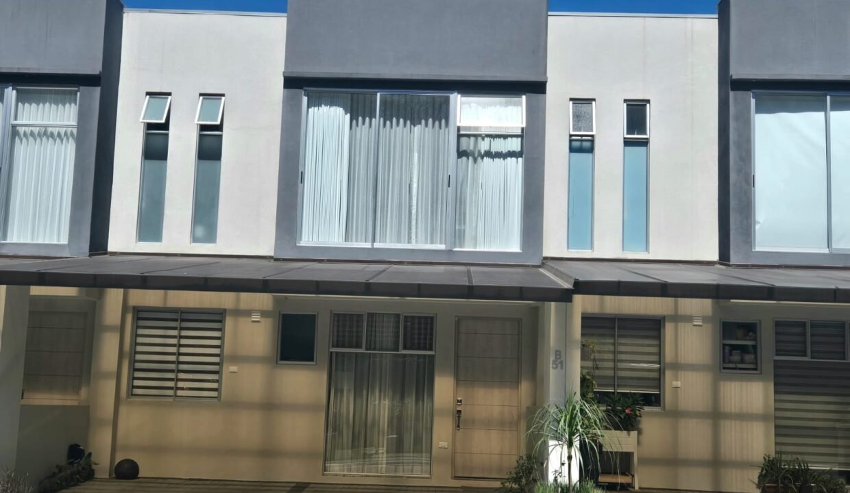 casa-en-venta-ayarco-2